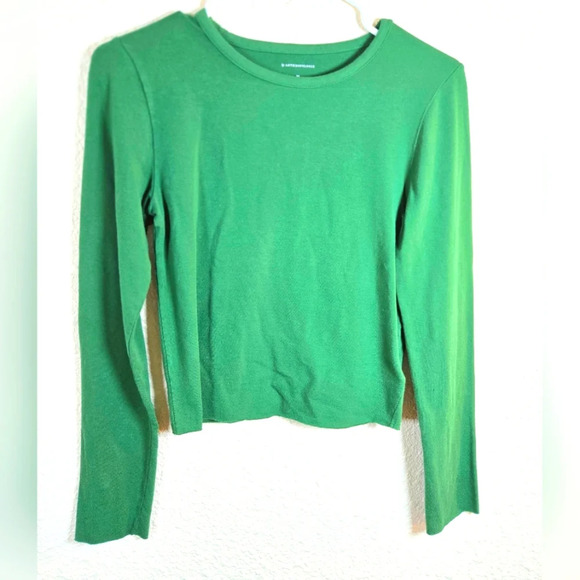 Anthropologie Womens Green Crop Long Sleeve T-Shirt Size X Small. - Picture 1 of 7